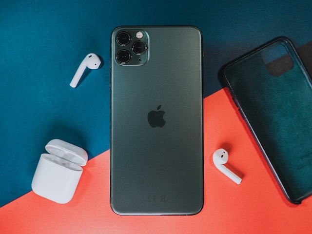 Πρόβλημα με χρώματα οθόνης κινητού iPhone